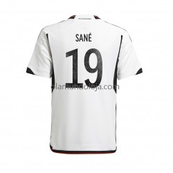 Camisola Alemanha Sane 19 Homem Equipamento Primeiro Copa do Mundo 2022 Manga Curta